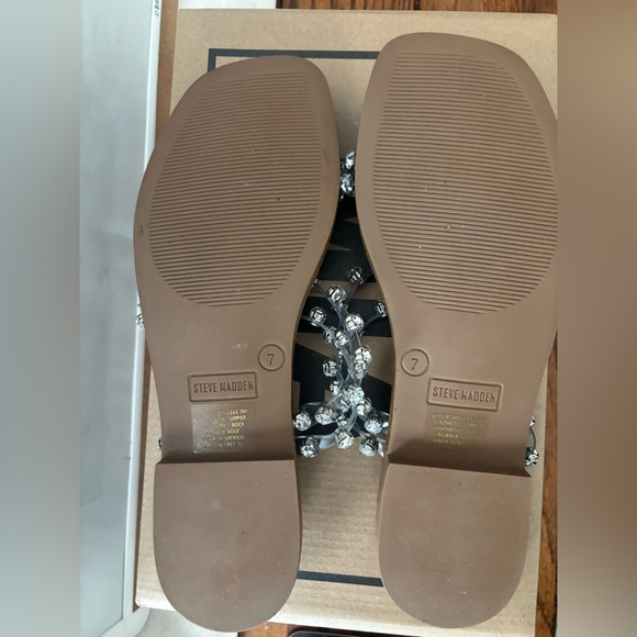 Steve Madden Clear and Tan Crystal Sandals New Without Tags - Picture 8 of 8